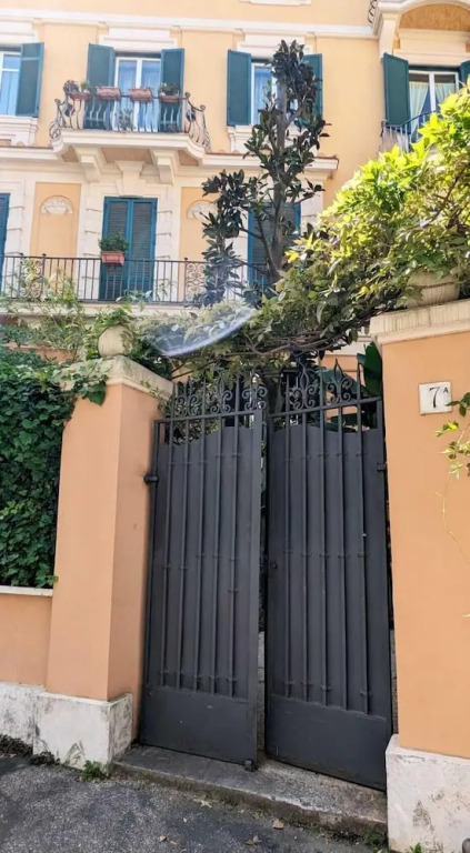 Beautiful 2-bed Apartment in Roma