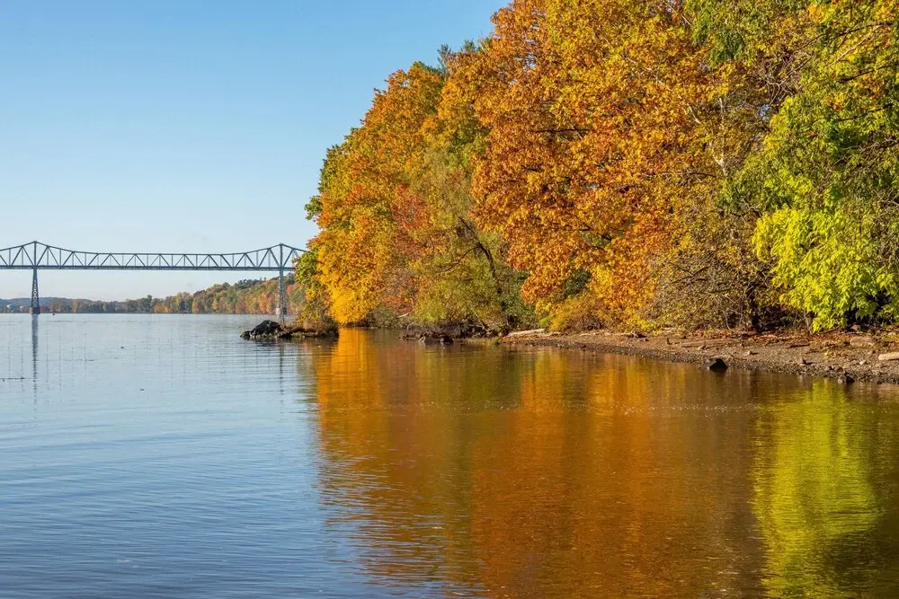 Shakespeare on the Hudson by Avantstay Two Home Buyout on the Hudson River! 22 Bedrooms!