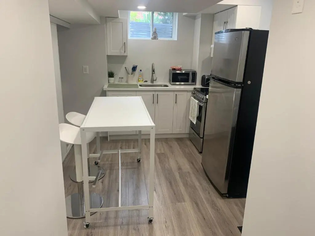 Luxury new Suite with separate entrance