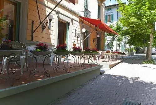 Hotel Maestoso