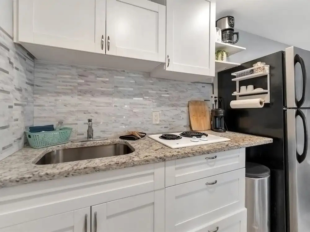 Beach 2 Blocks Away Heated Pool Waterview Suite