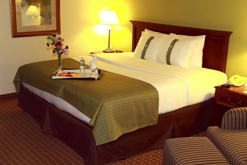 Garden Plaza Hotel