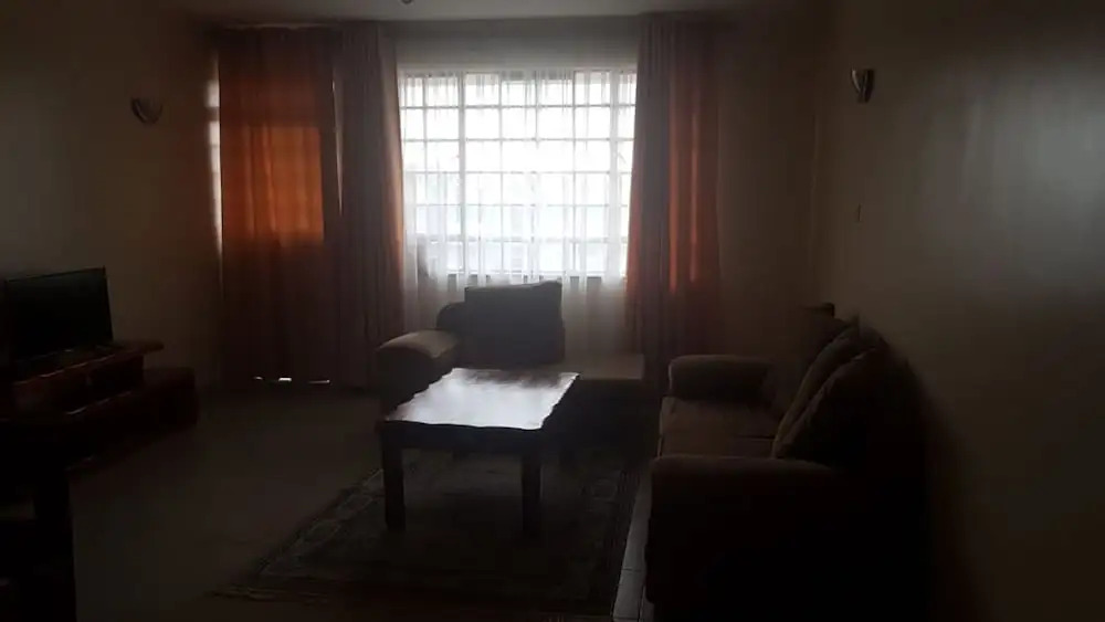 Airport Area Villa Home