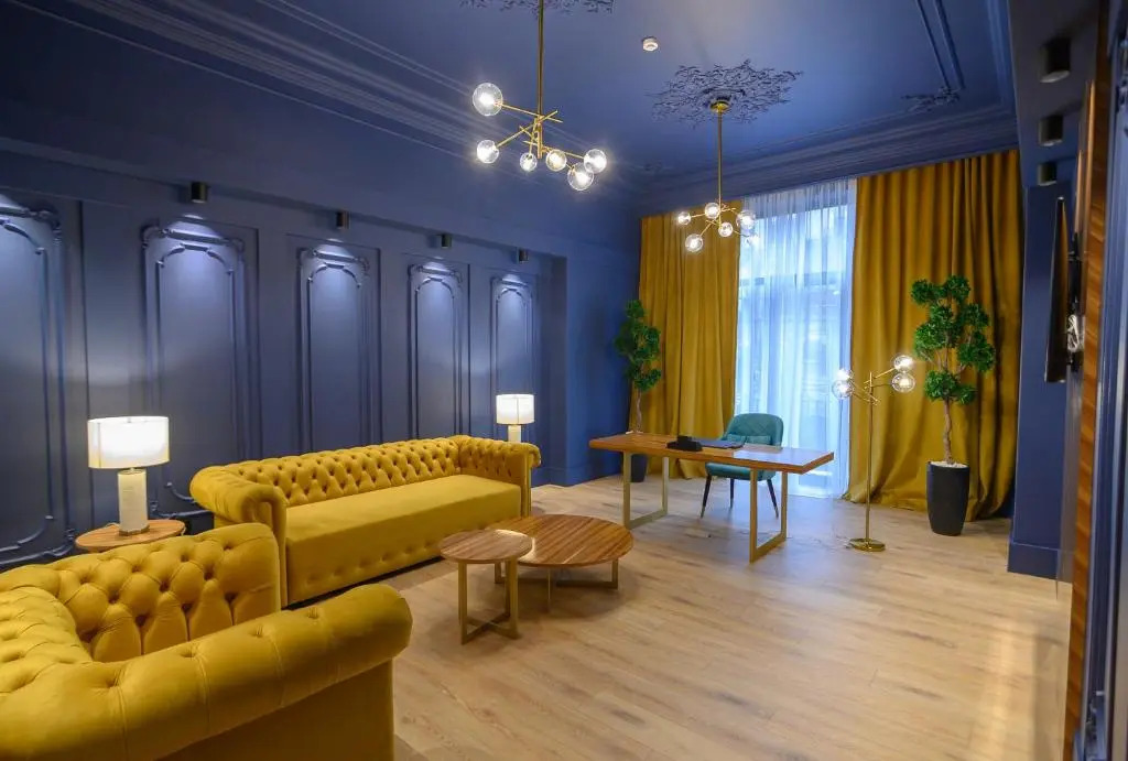 HOTEL VIENA