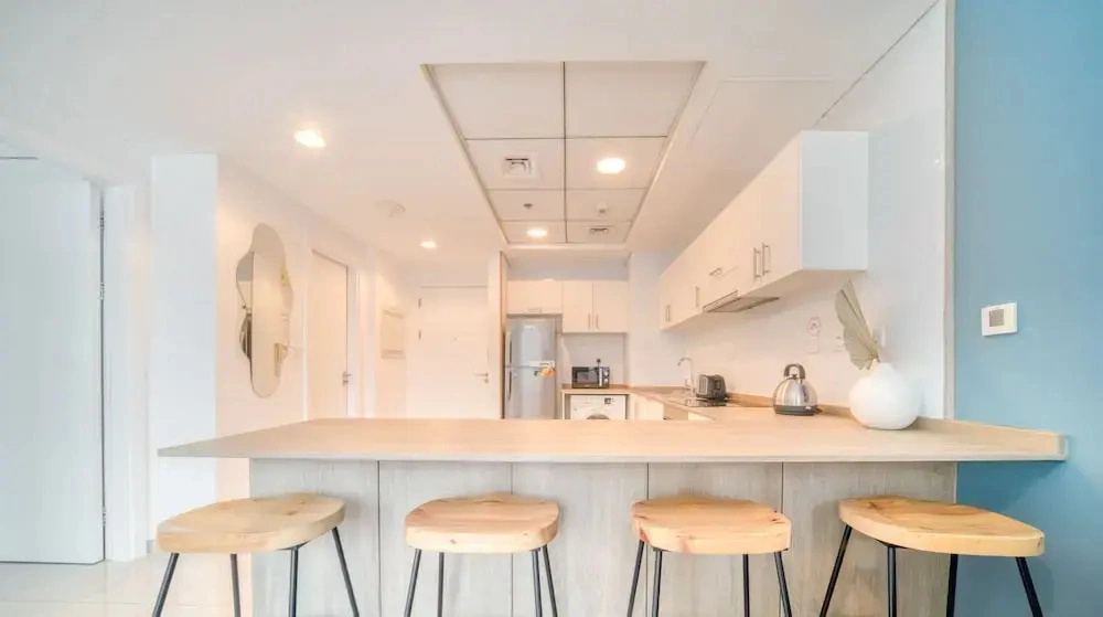Modern One Bedroom Stylish Touches