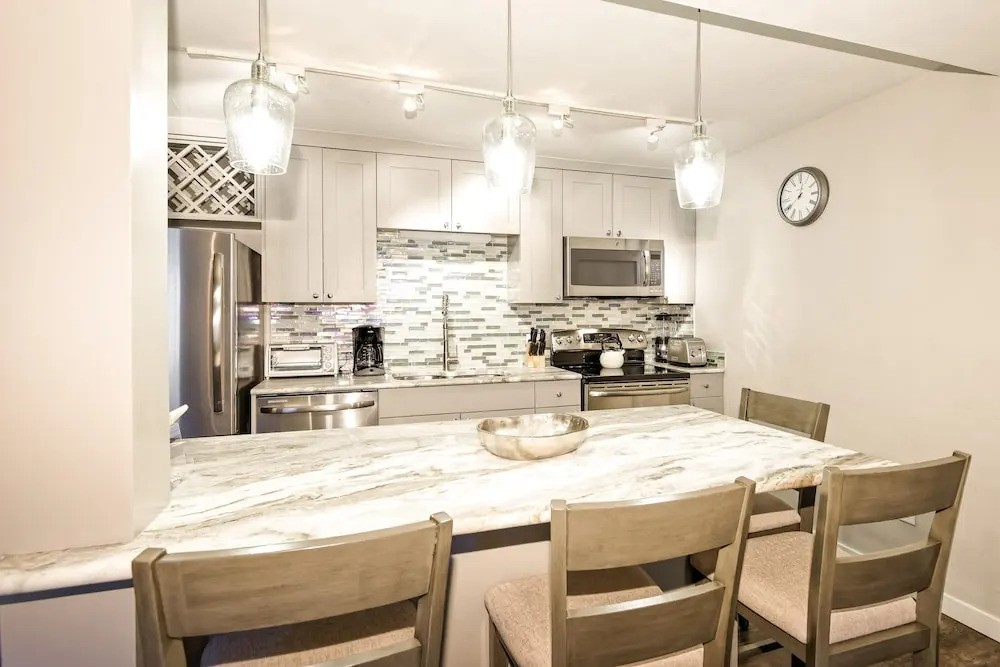 731 East Durant Avenue Condo Unit 22