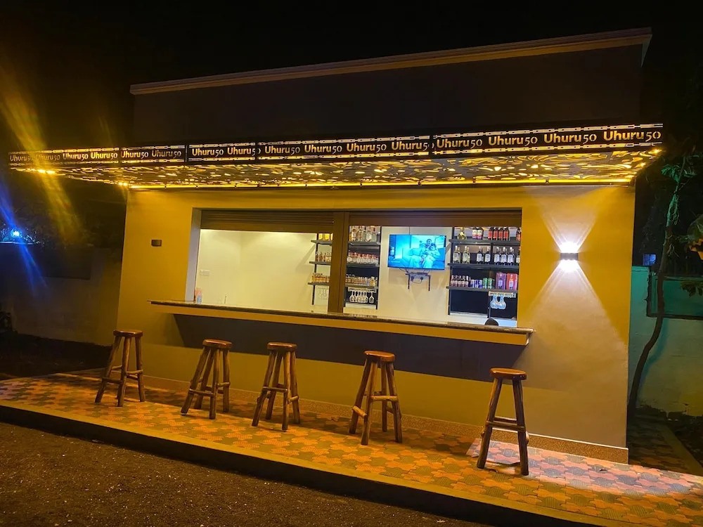 Uhuru 50 hotel kasese