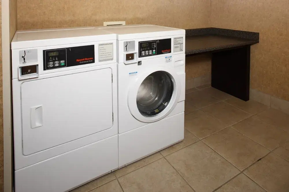 Holiday Inn Express And Suites Mobile West - I-65
