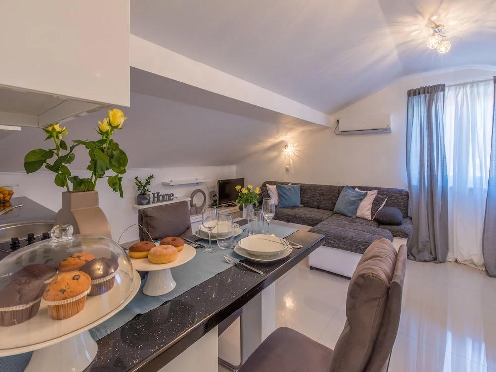 Apartment Marinko