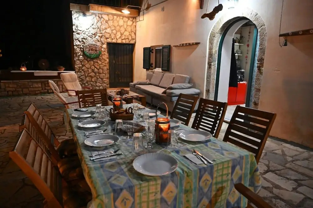 Kalavrita Winter Retreat - Homely Spacious Chalet