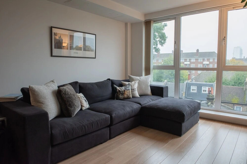 Cosy 1 Bedroom South West London Apartment by River