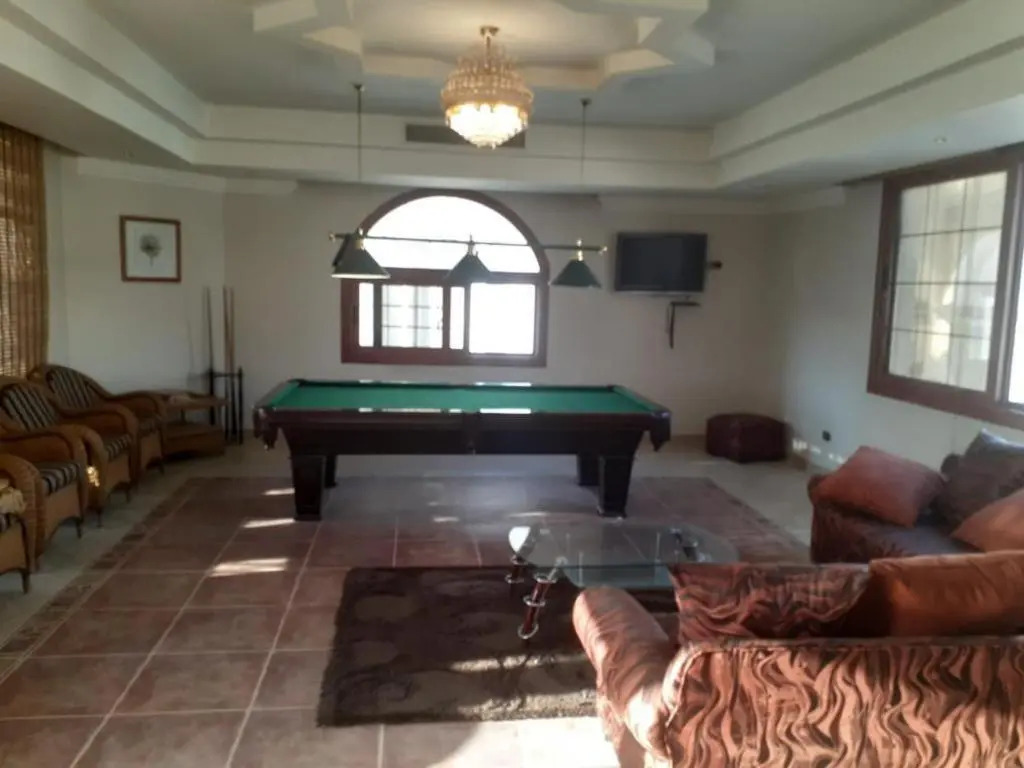 Super luxurious villa with large landscape areas
