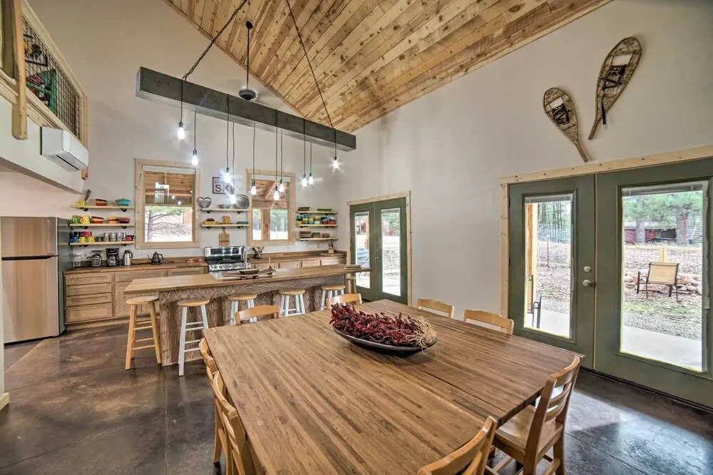 Family Home w/ Fire Pit & Grill ~ 1 Mi to Slopes!