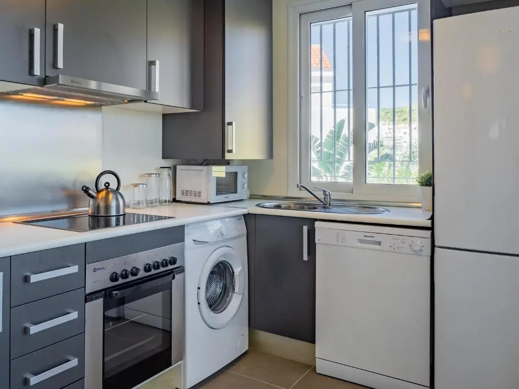2275-Superb new apt on Valle Romano, golf view