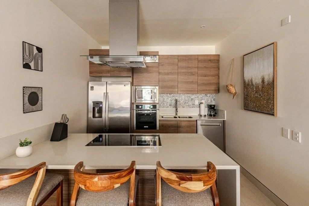 Elegante Condo, con alberca, zona Tezal