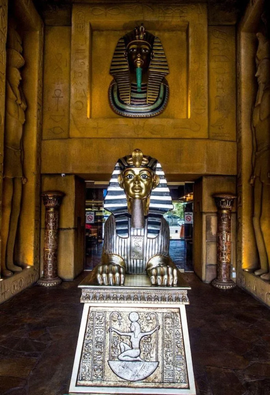 Sphinx Hotel