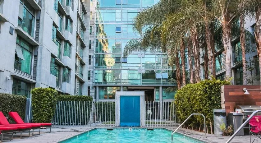 Met Lofts Downtown LA