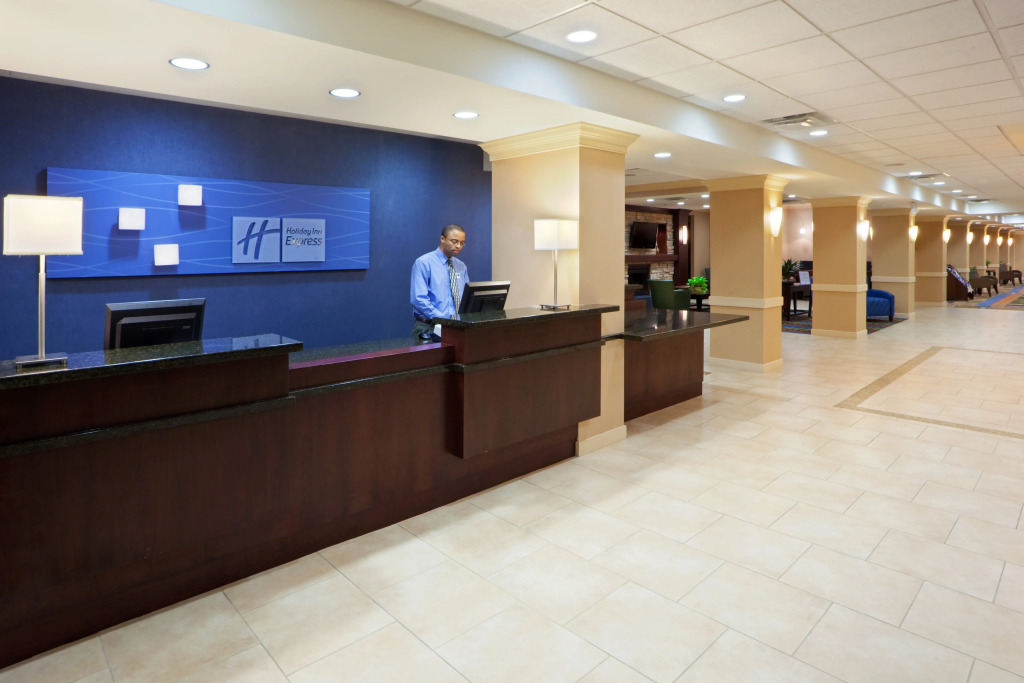 Holiday Inn Express Washington DC SW - Springfield by IHG