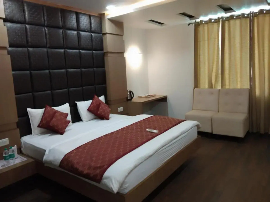 Hotel Pride Inn