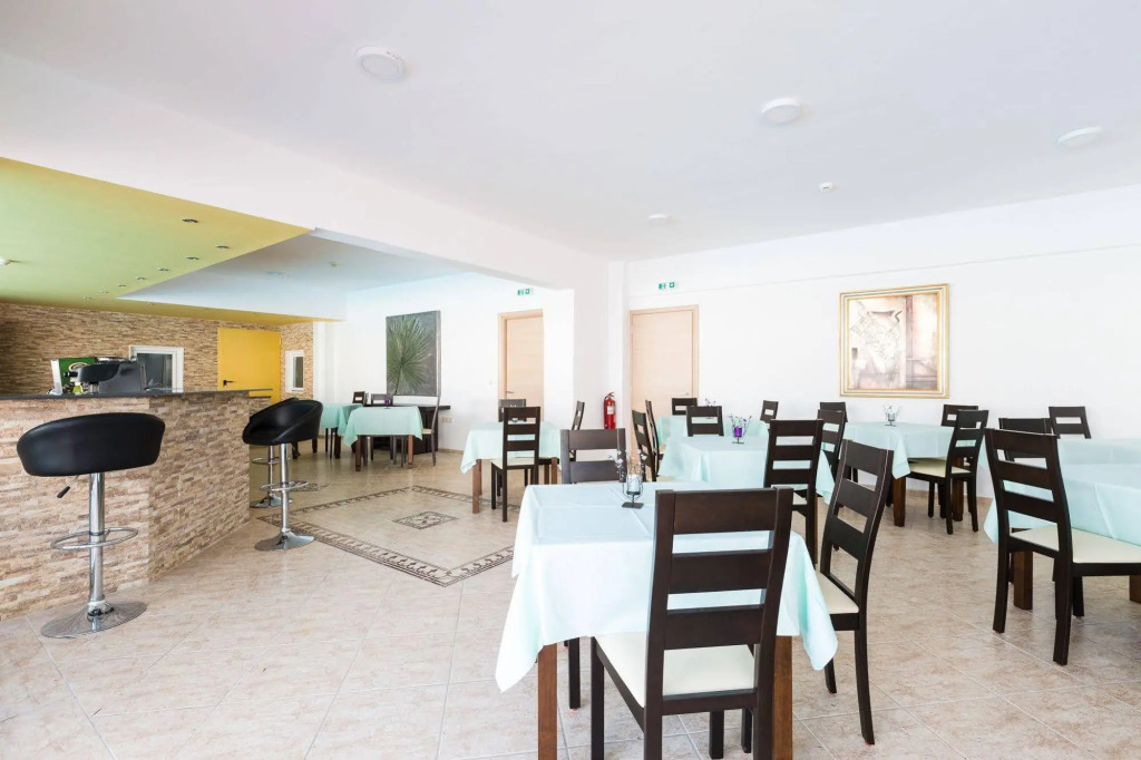 Castello Bianco Aparthotel