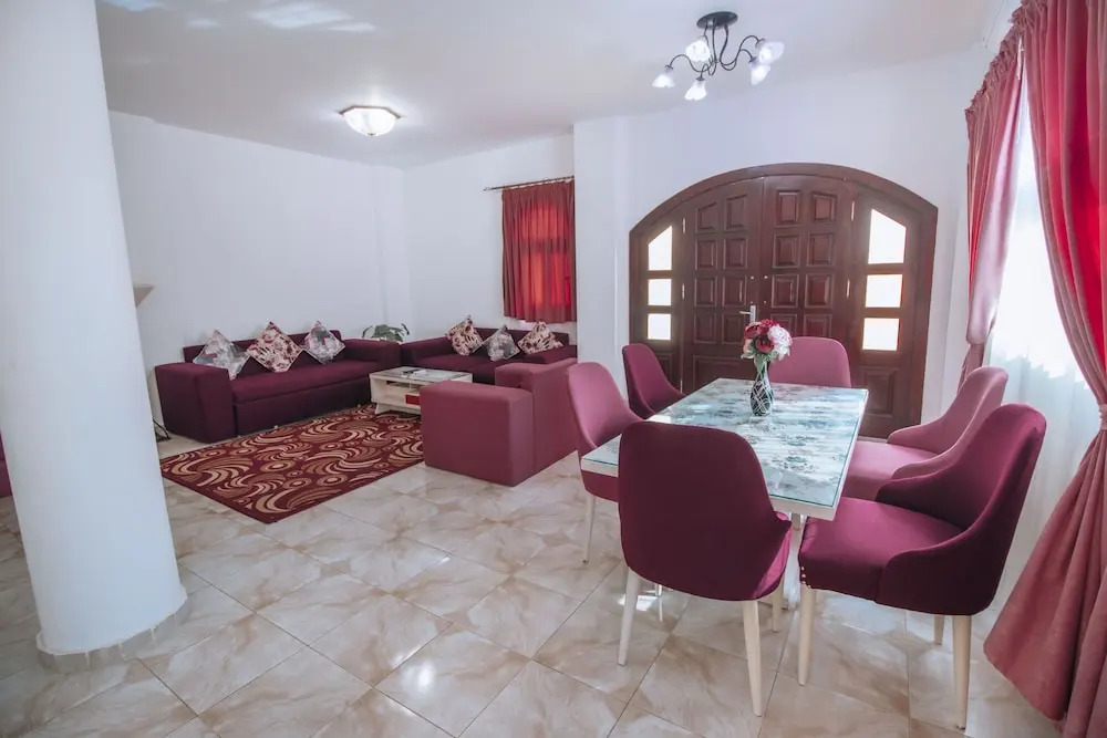 Villa Sandra up to 10 Persons - Feel Home Away From Home