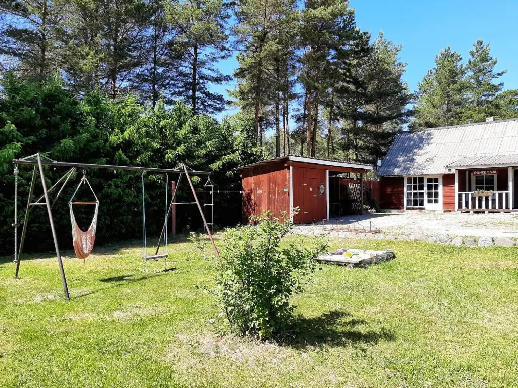 Nõva Madise Guesthouse
