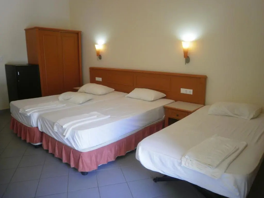 Aquarius Beach Hotel