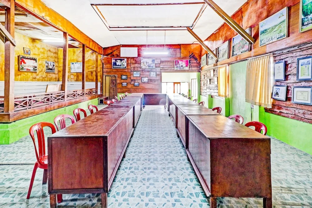 Cibeunying Homestay Cibodas Maribaya Homestays By Oyo Rooms
