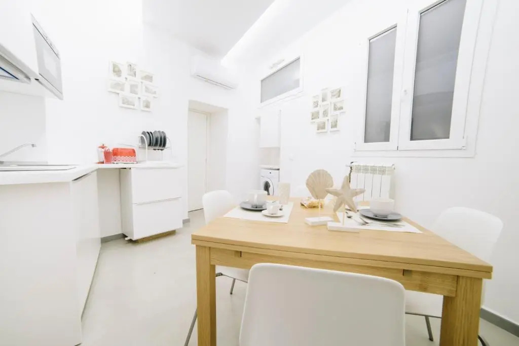 330 Holiday Apartments Manarola