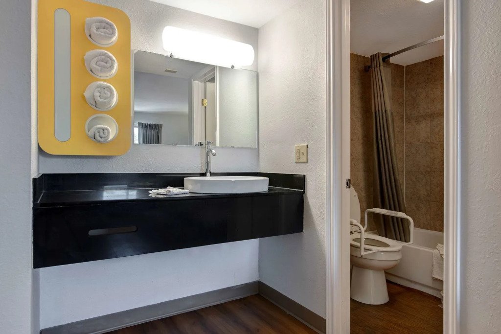 Motel 6-Sulphur Springs, TX