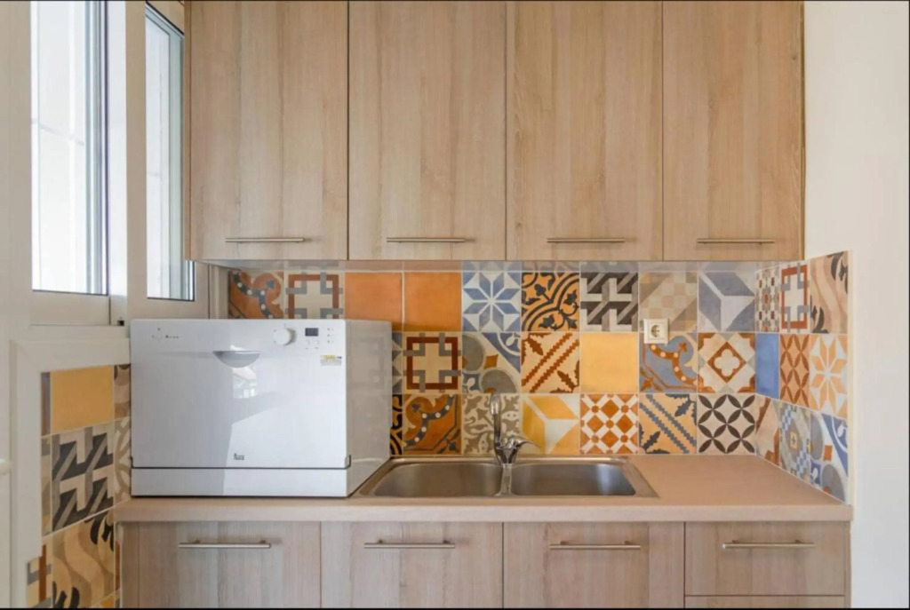 Athenian elegant apt near Acropolis