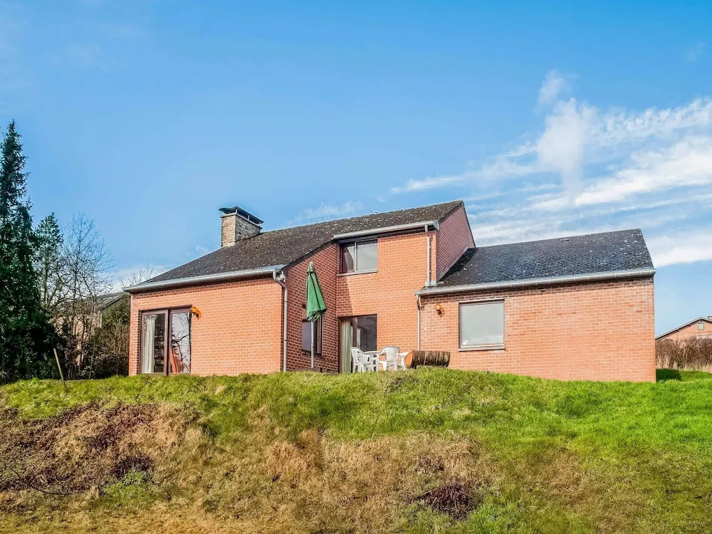 Quiet Valley View Retreat