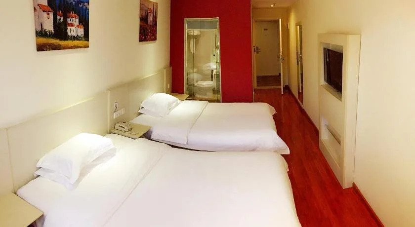 Warm Time Homestay (Chongqing North Railway Station)