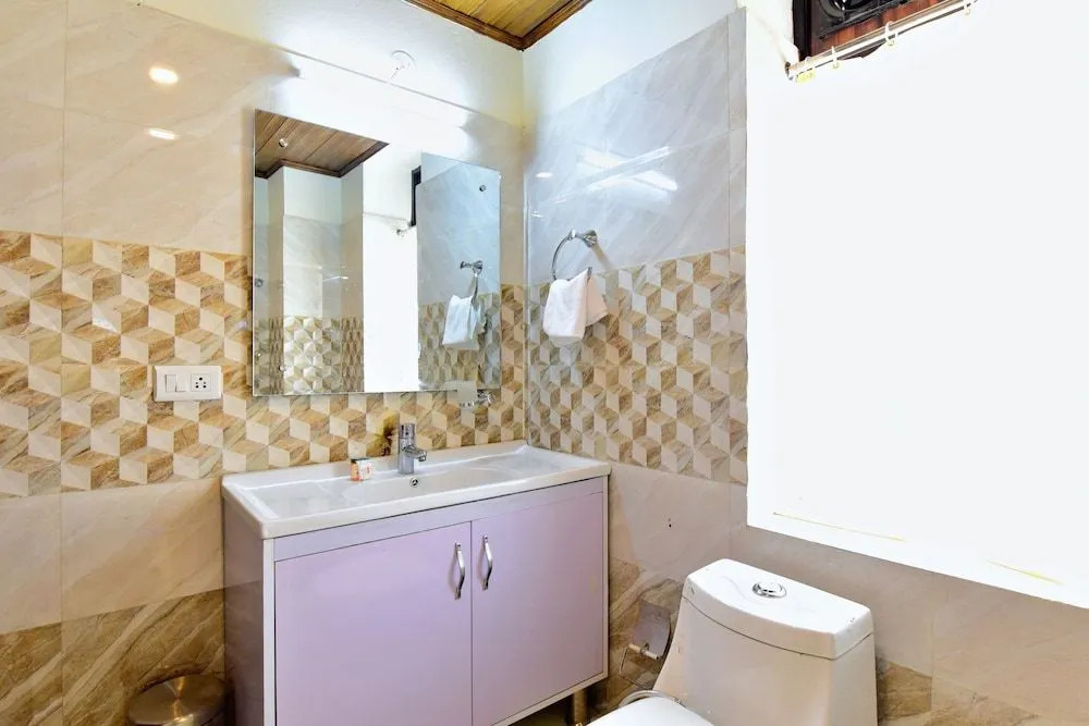 OYO 38661 Hotel Apna Ghar