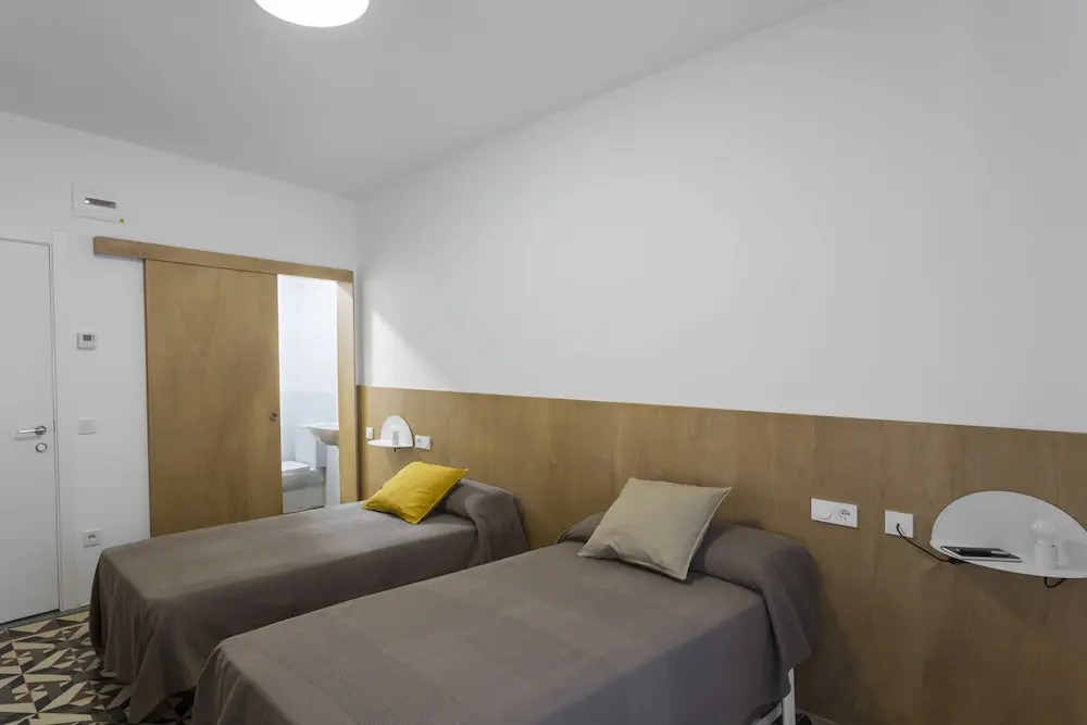 Hostel.B