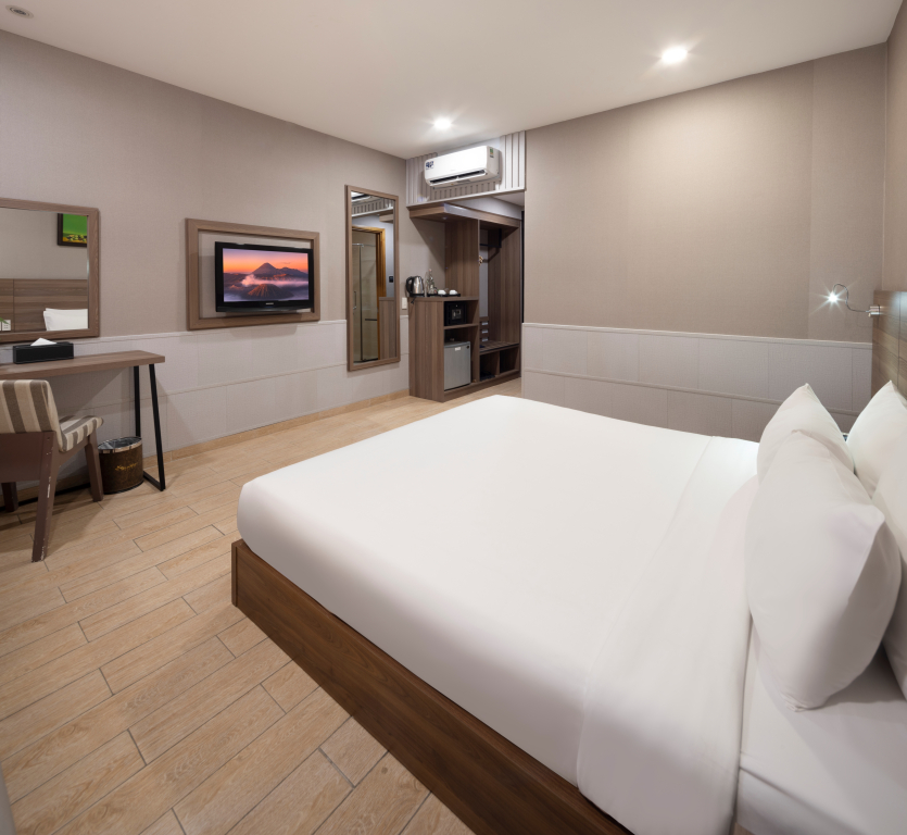 Viet Lotus Saigon Hotel