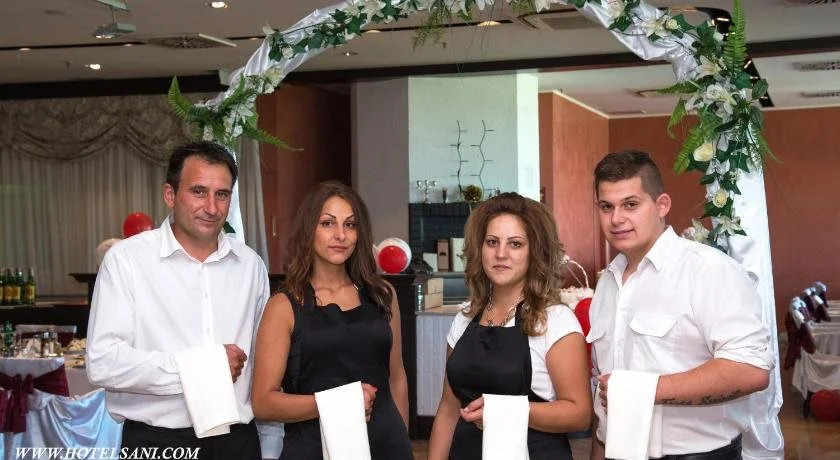 Сани Хотел Асеновград