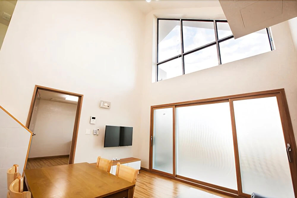 Jeju Nokume Hyuyang Pension