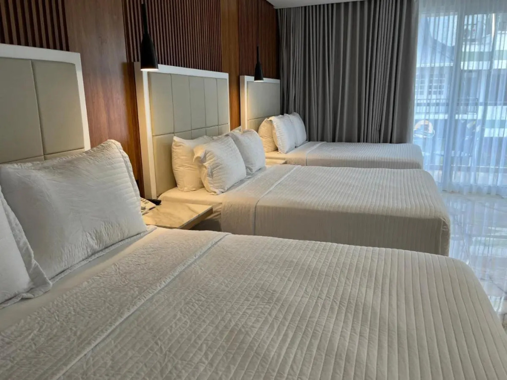 Hotels 111