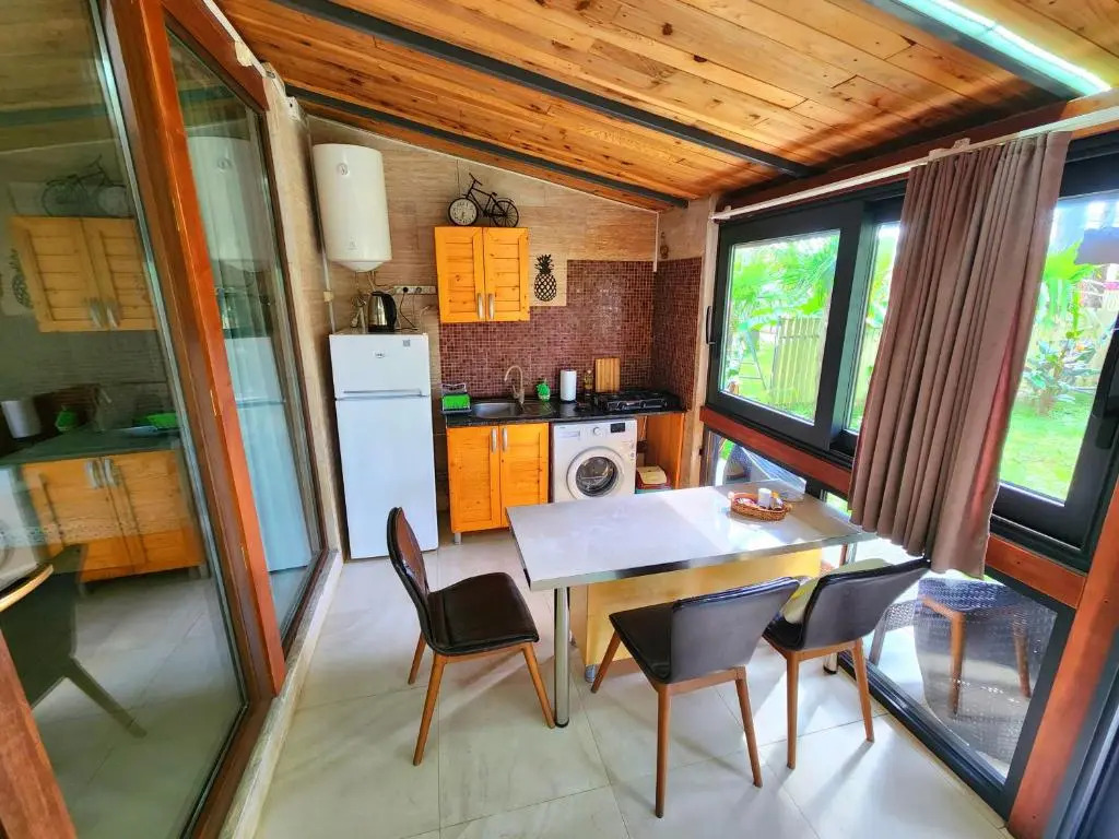House & Yard Sesil XS 60m to beach