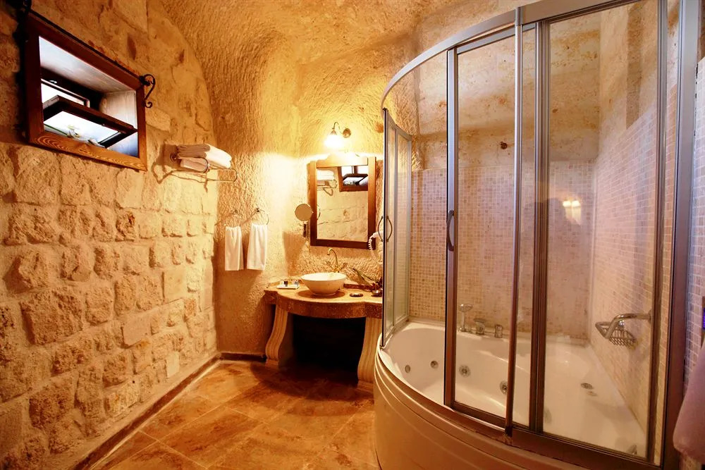 Miras Hotel