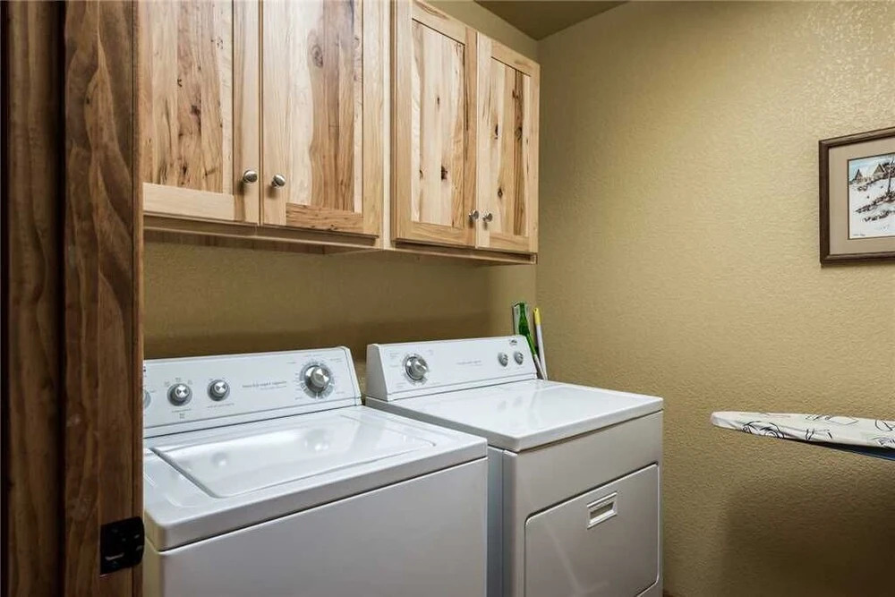 Casa Wildwood, 4 Bedrooms, Sleeps 8, Air Hockey, Ping Pong, Hot Tub