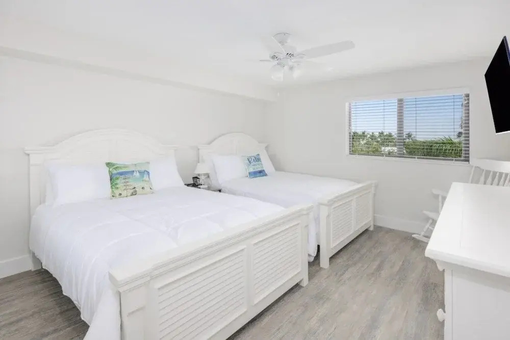 Pelicans Roost 304 2 Bedroom Condo by RedAwning