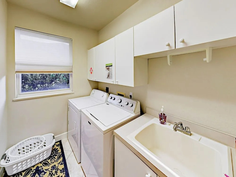 28 Algonquin Ct Home 4 Bedrooms 2 Bathrooms Home