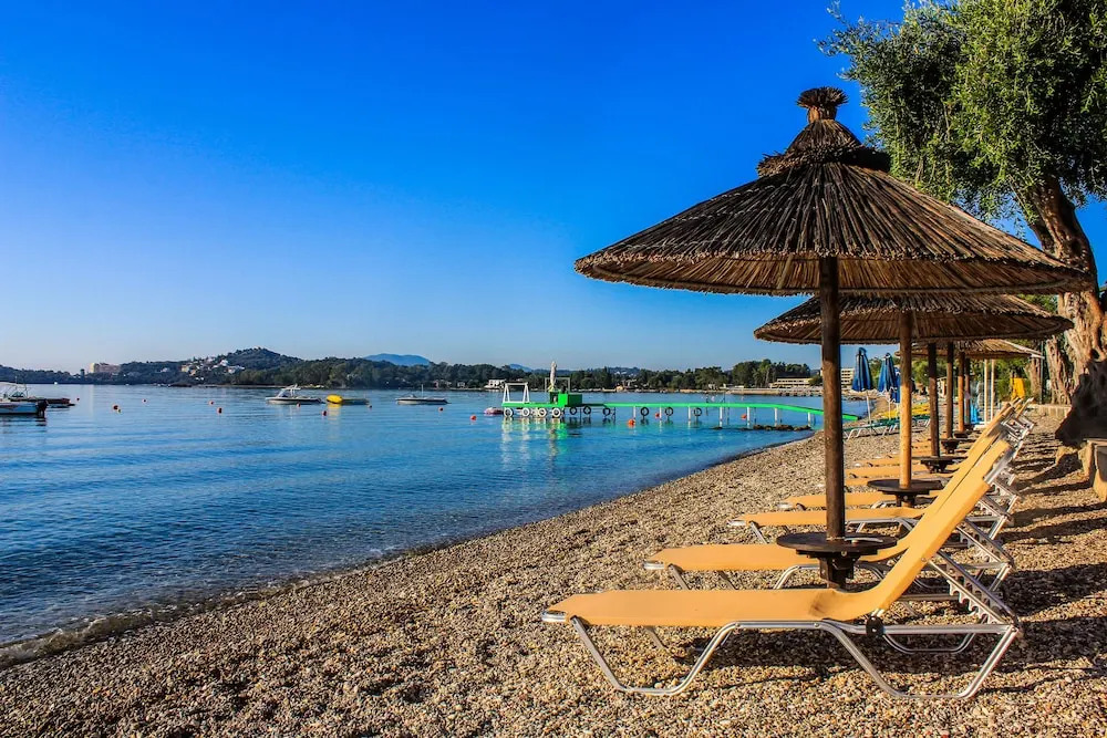 Karda Beach Camping & Bungalows