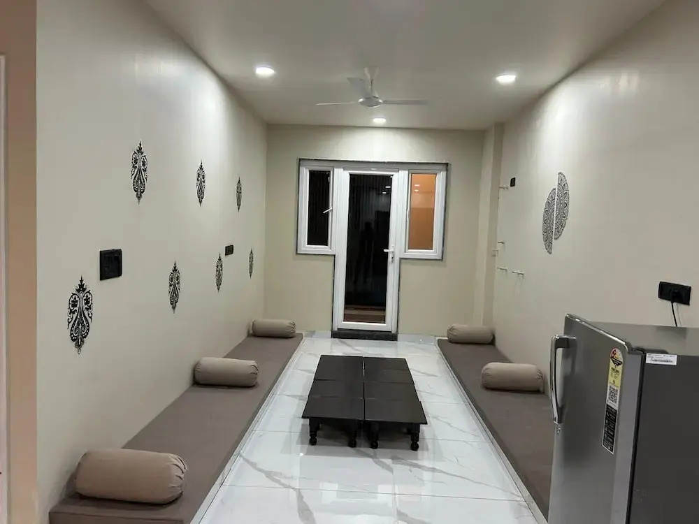 Hotel Sky MMD