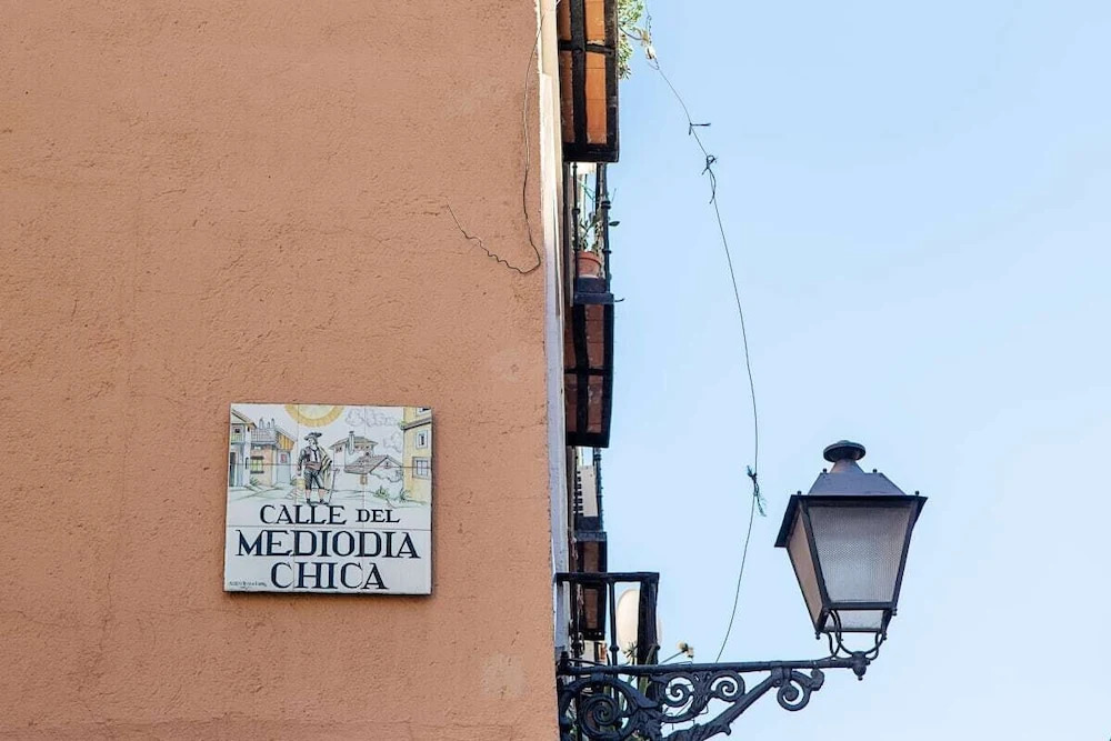 Bright &Modern 1Bed Apt,Sleeps 3 nr La Latina