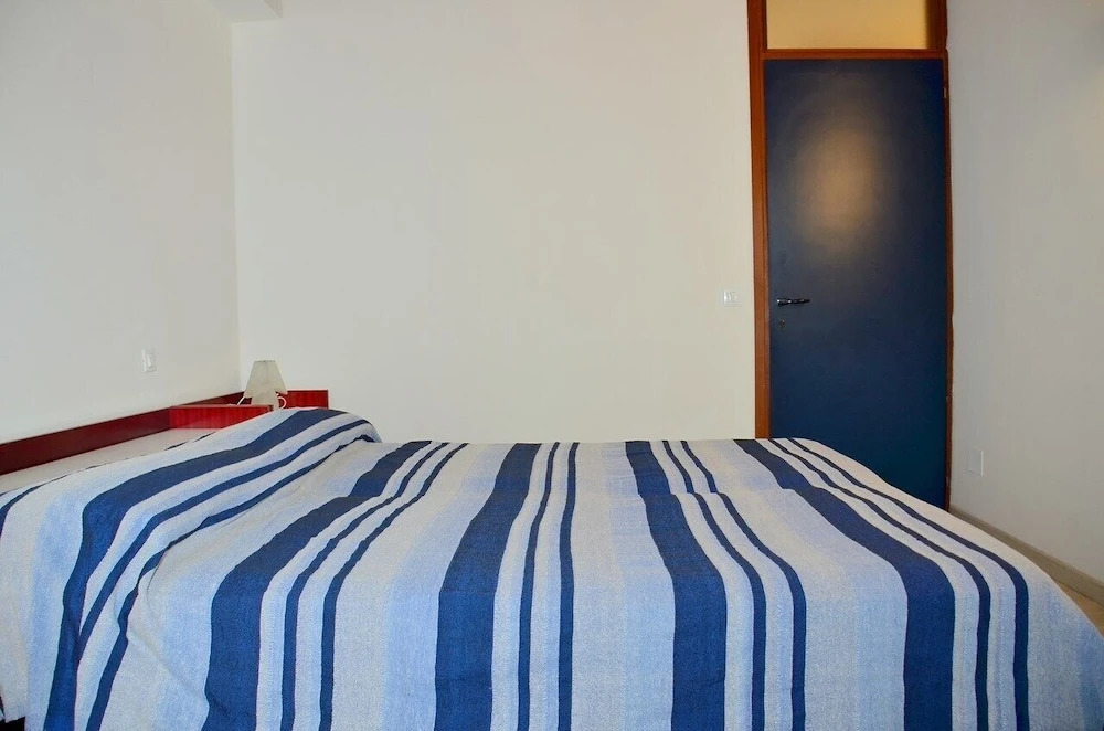 Bright Flat Overlooking the Sea-beahost