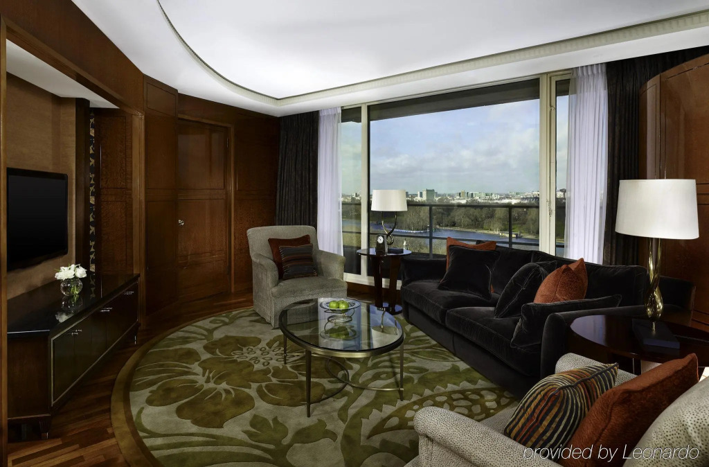 The Park Tower Knightsbridge, a Luxury Collection Hotel, London