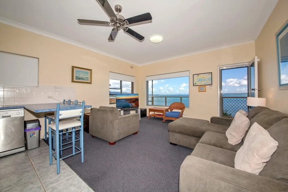 Quarterdeck, Unit 5/12 Magnus Street